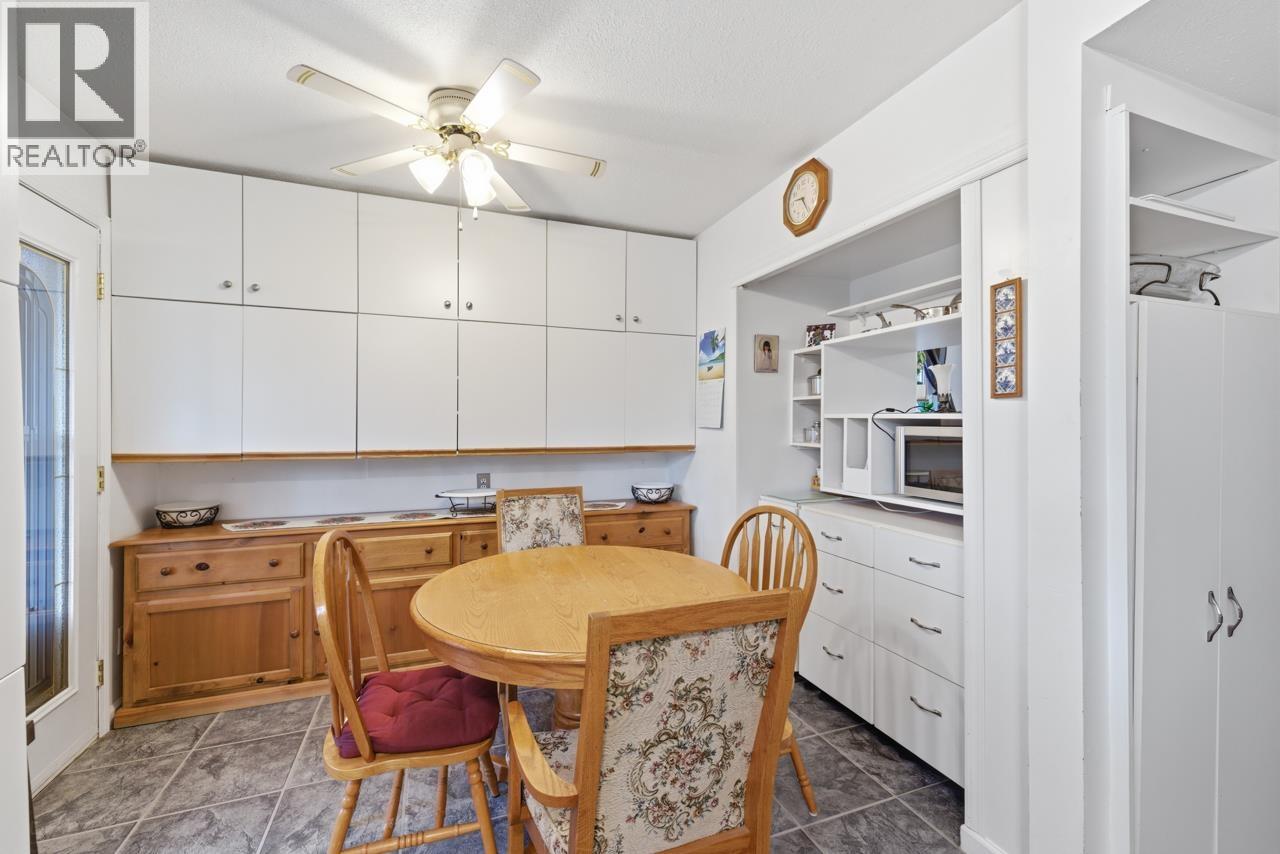 22759 Balabanian Circle, Maple Ridge, British Columbia  V2X 8Z5 - Photo 27 - R3091764