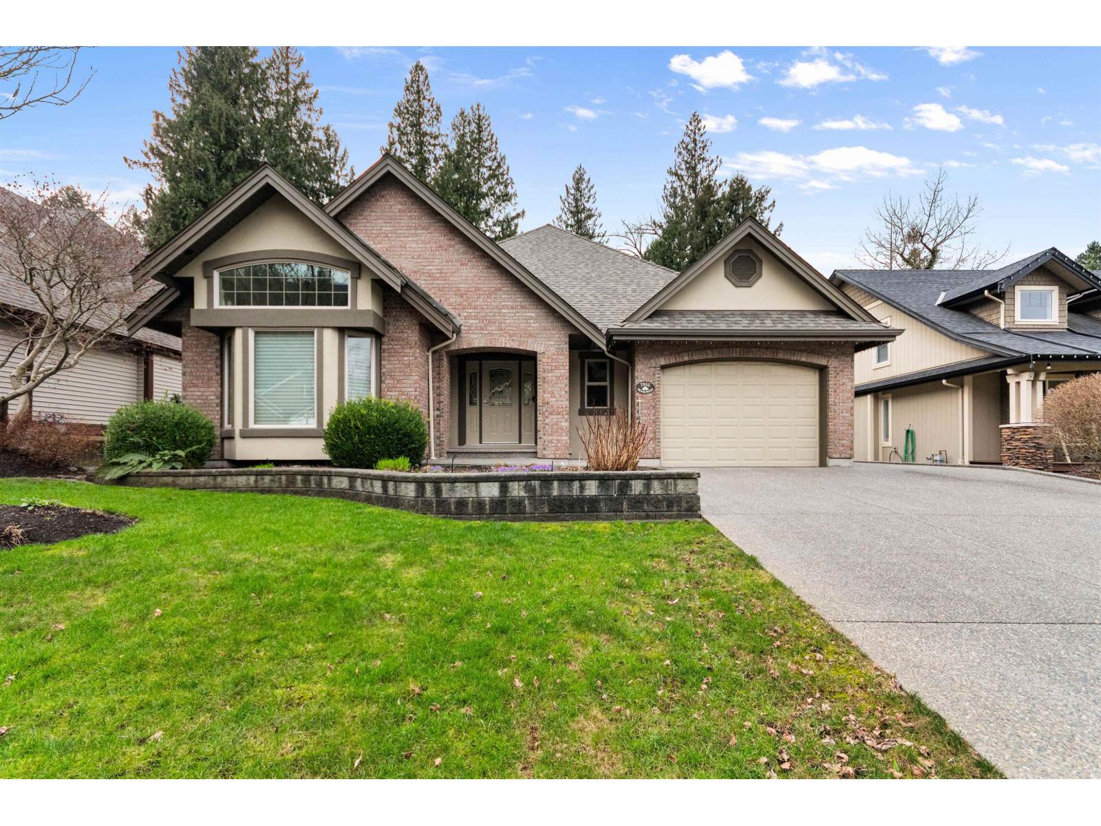 7955 Brookwood Place, Eastern Hillsides, Chilliwack, British Columbia  V4Z 0A1 - Photo 1 - R3091615