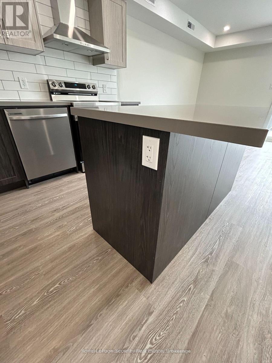 6 - 513 Ossington Street, Toronto, Ontario  M6G 3T3 - Photo 12 - C12803862