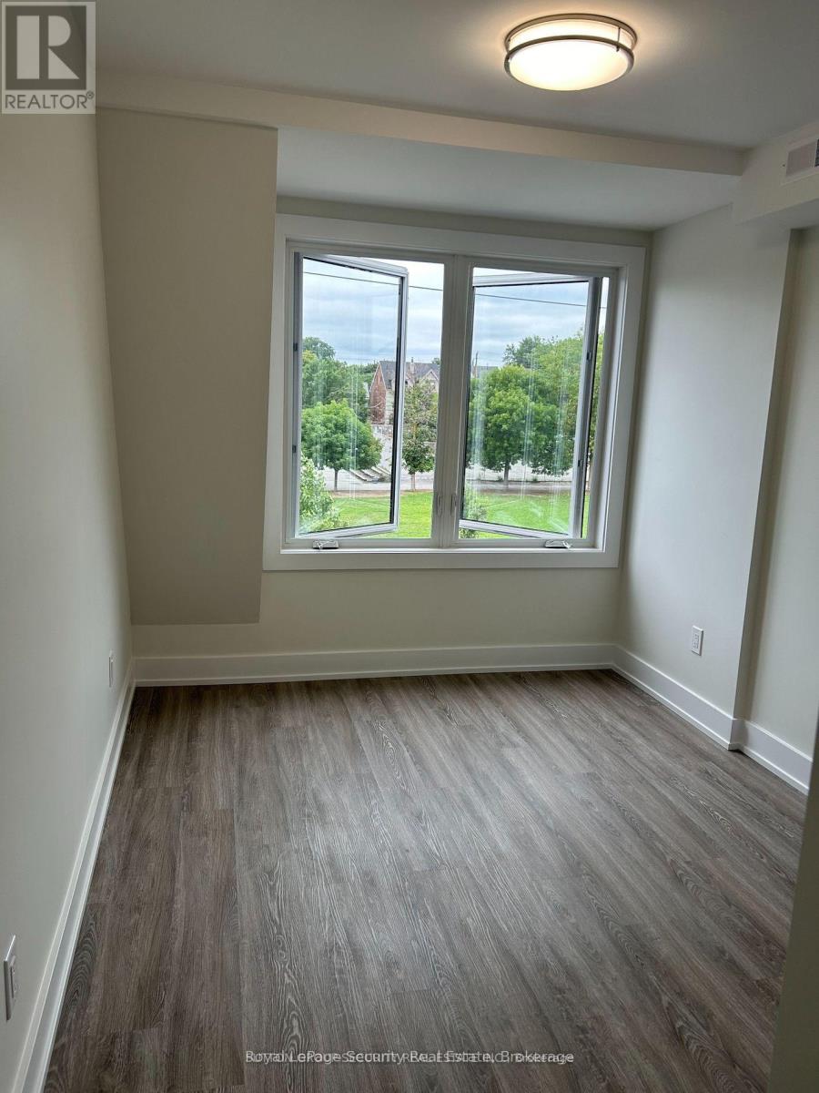 6 - 513 Ossington Street, Toronto, Ontario  M6G 3T3 - Photo 21 - C12803862