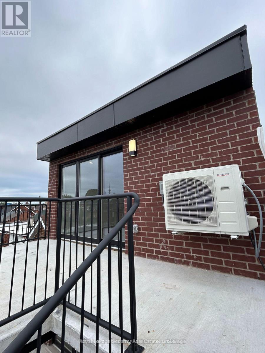 6 - 513 Ossington Street, Toronto, Ontario  M6G 3T3 - Photo 35 - C12803862