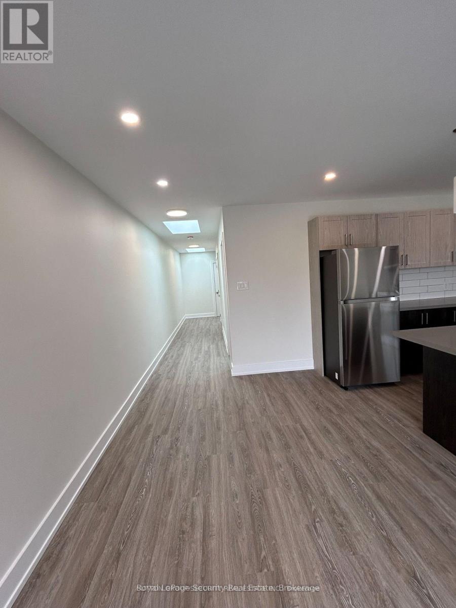 6 - 513 Ossington Street, Toronto, Ontario  M6G 3T3 - Photo 6 - C12803862