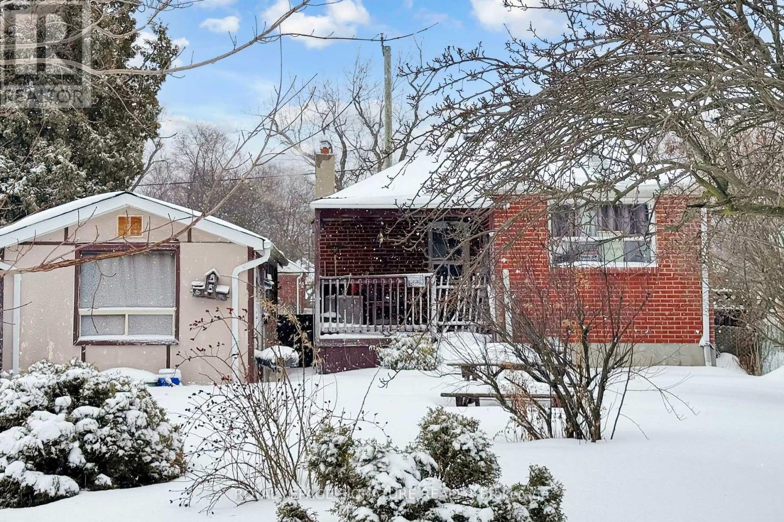132 Phillip Avenue, Toronto, Ontario  M1N 3R5 - Photo 40 - E12803882