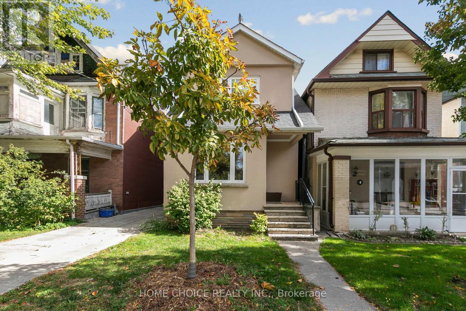 283 ASHDALE AVENUE, Toronto, Ontario