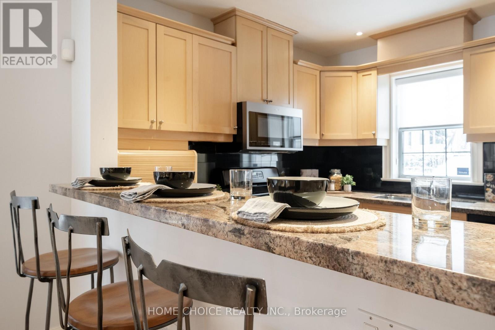 283 Ashdale Avenue, Toronto, Ontario  M4L 2Z1 - Photo 10 - E12803898