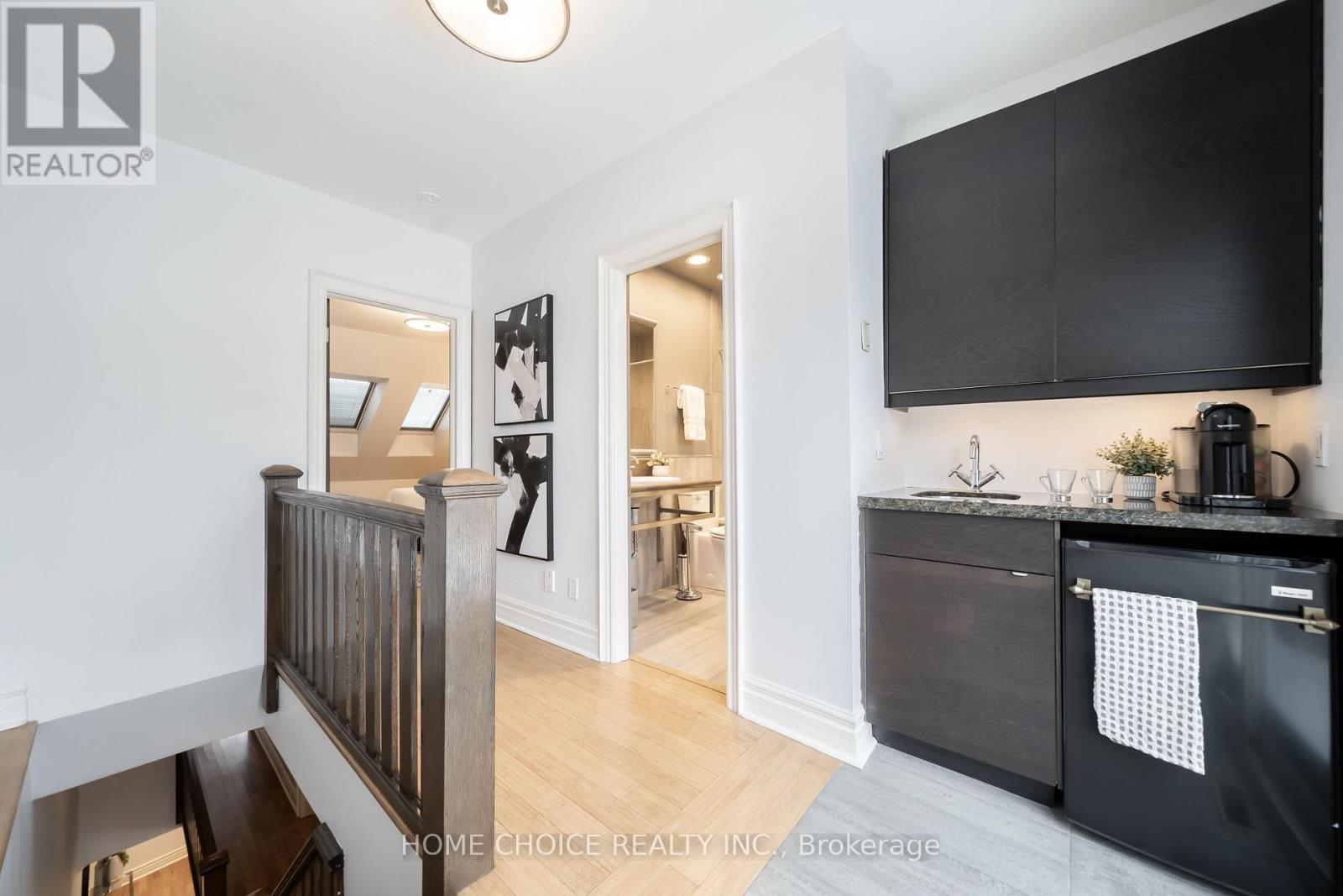 283 Ashdale Avenue, Toronto, Ontario  M4L 2Z1 - Photo 17 - E12803898