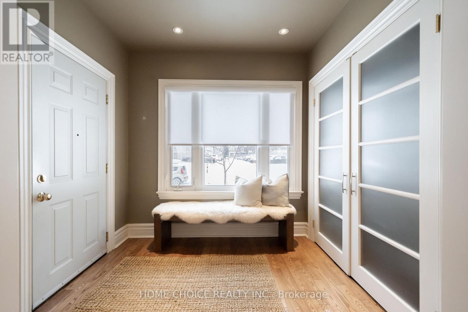 283 Ashdale Avenue, Toronto, Ontario  M4L 2Z1 - Photo 7 - E12803898