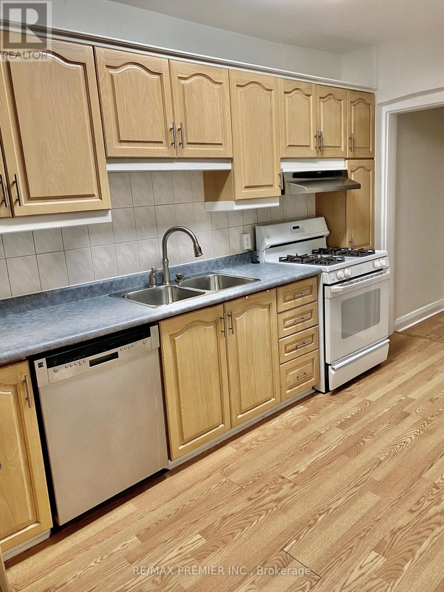 2 - 34 Brownville Avenue, Toronto, Ontario  M6N 4L3 - Photo 5 - W12732222