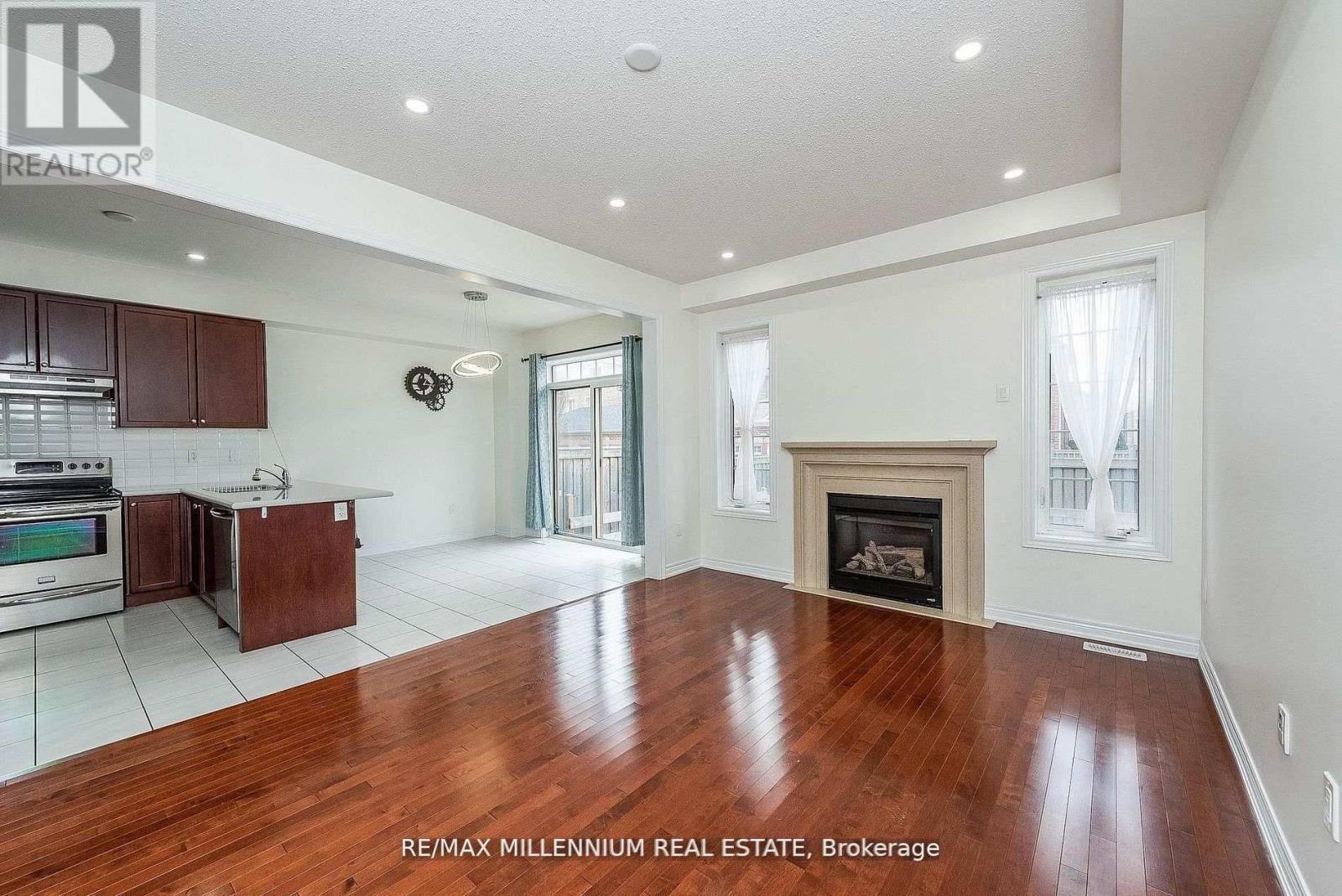 180 Pelee Avenue, Vaughan, Ontario  L4H 3Z9 - Photo 9 - N12803902