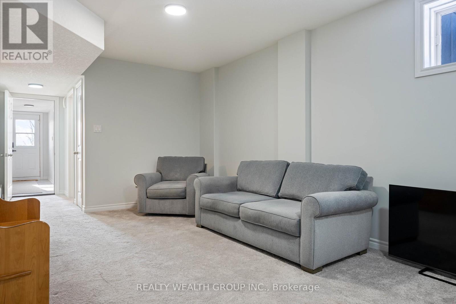 125 Frederick Street N, Bradford West Gwillimbury, Ontario  L3Z 1P7 - Photo 33 - N12803922