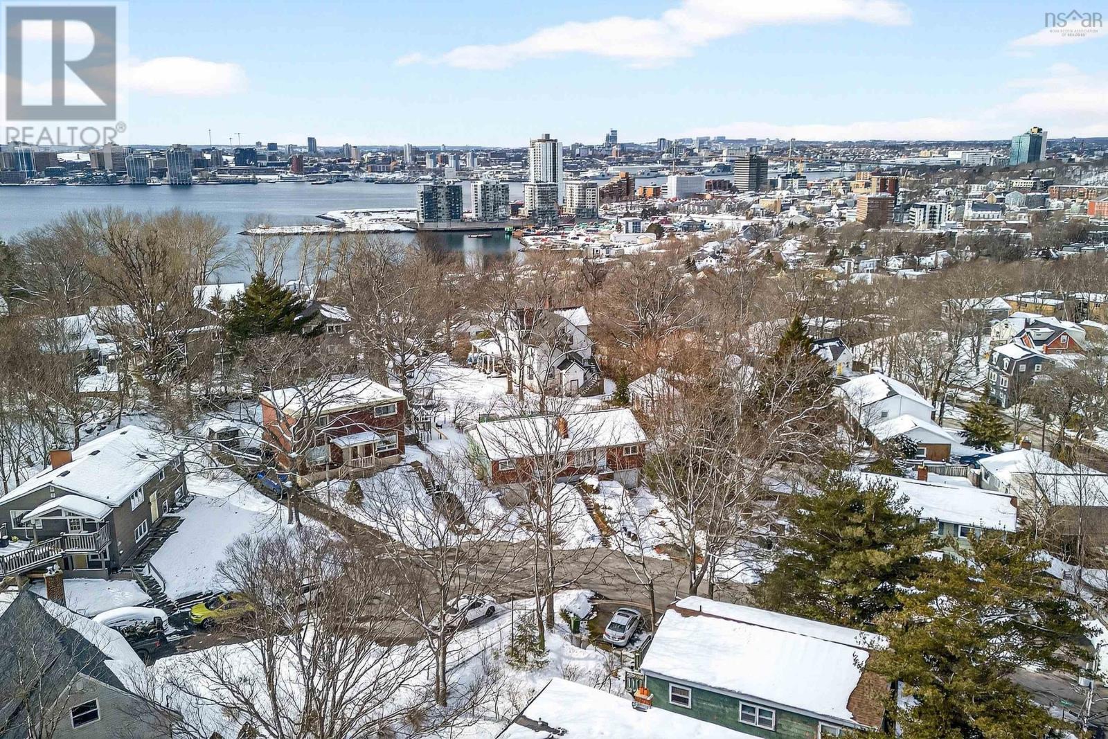 4-4a Amelia Place, Dartmouth, Nova Scotia  B2Y 2C8 - Photo 2 - 202603069