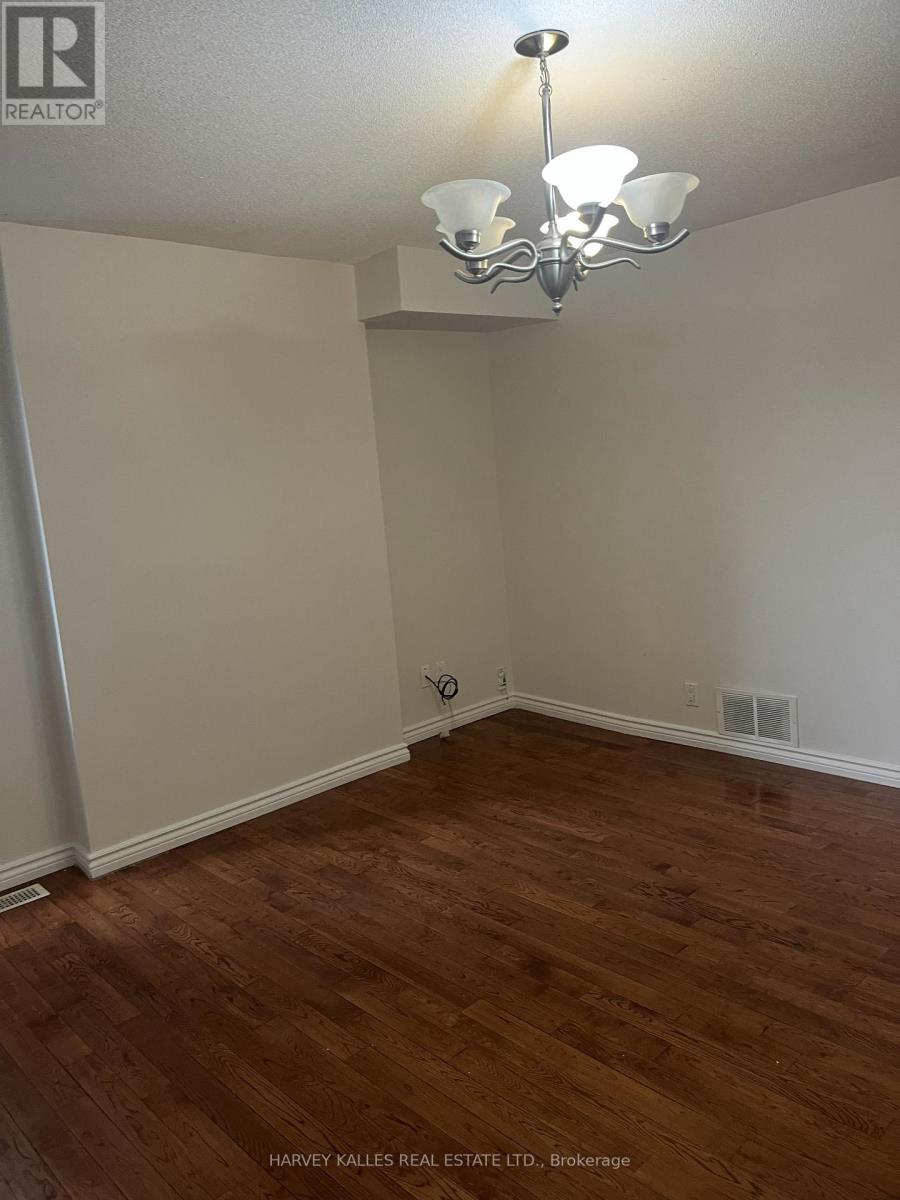 Upper - 916 Bloor Street W, Toronto, Ontario  M6H 1L1 - Photo 2 - W12803848