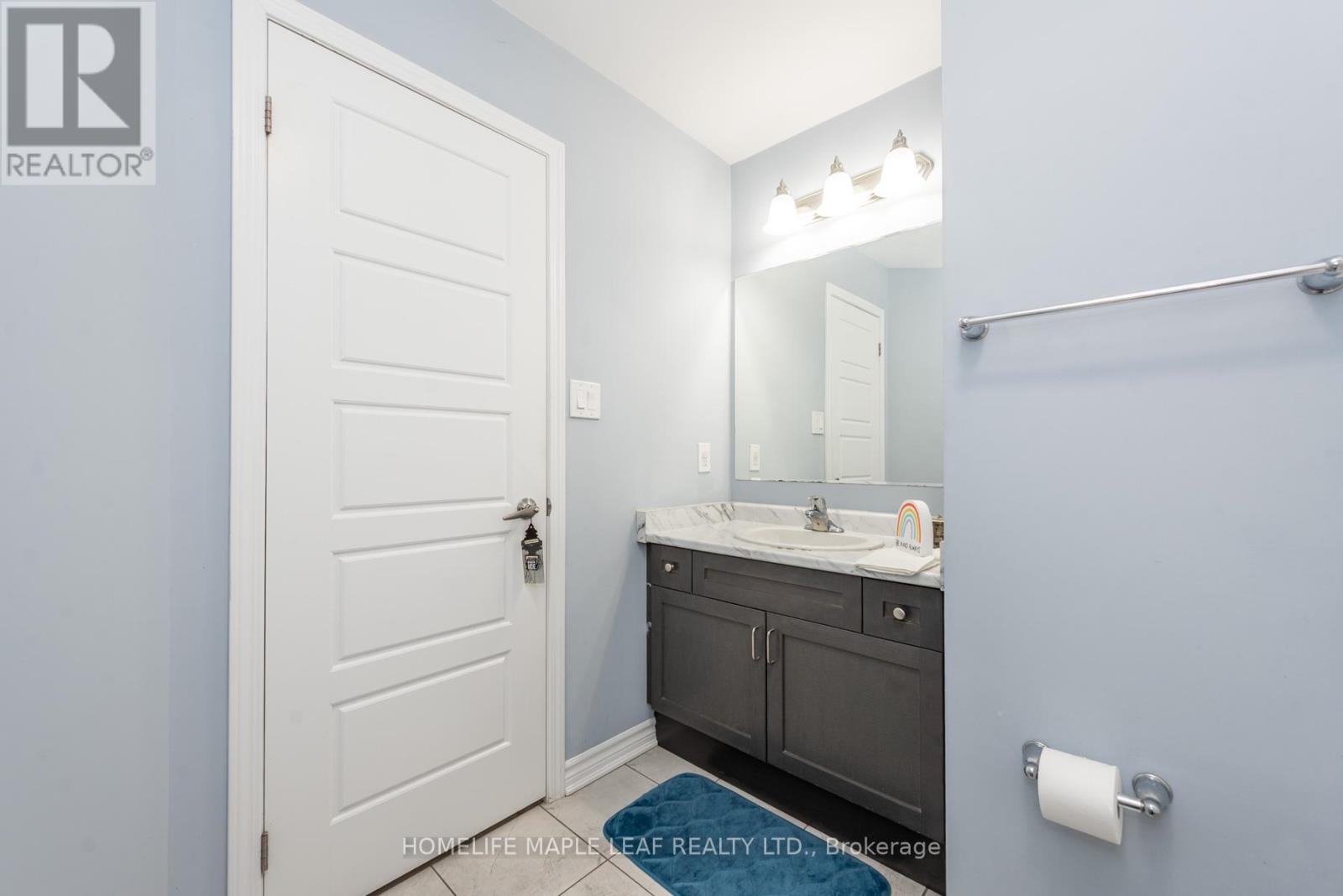 49 Lothbury Drive, Brampton, Ontario  L7A 4G6 - Photo 12 - W12803872