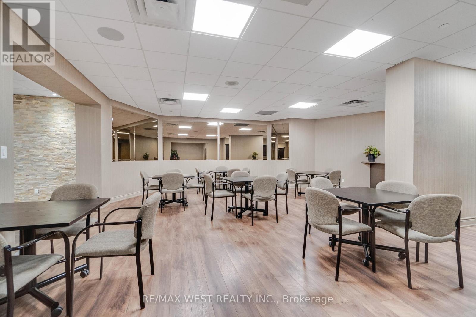 1012 - 1300 Bloor Street W, Mississauga, Ontario  L4Y 3Z2 - Photo 20 - W12803878