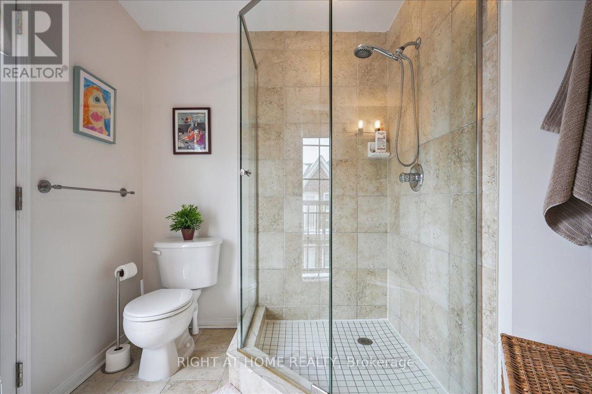 Th 2 - 101 The Queensway, Toronto, Ontario  M8Z 0H1 - Photo 23 - W12803890