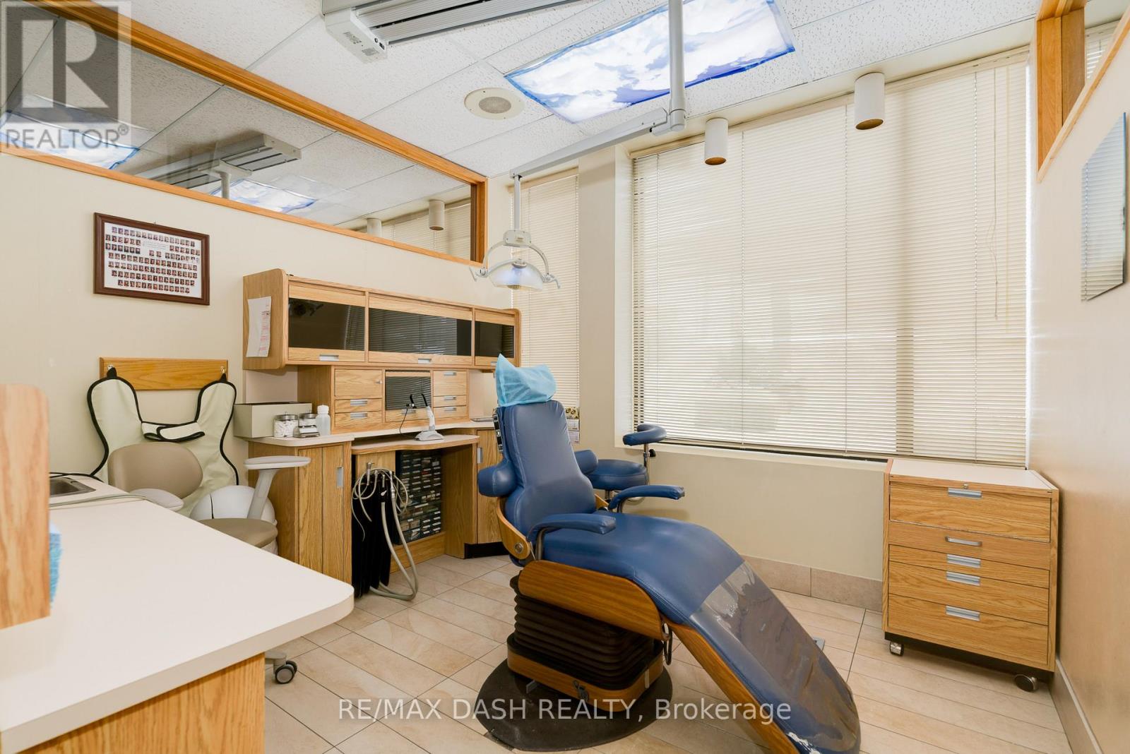 B - 2373 Bloor Street W, Toronto (High Park-Swansea), Ontario  M6S 1P6 - Photo 19 - W12803908