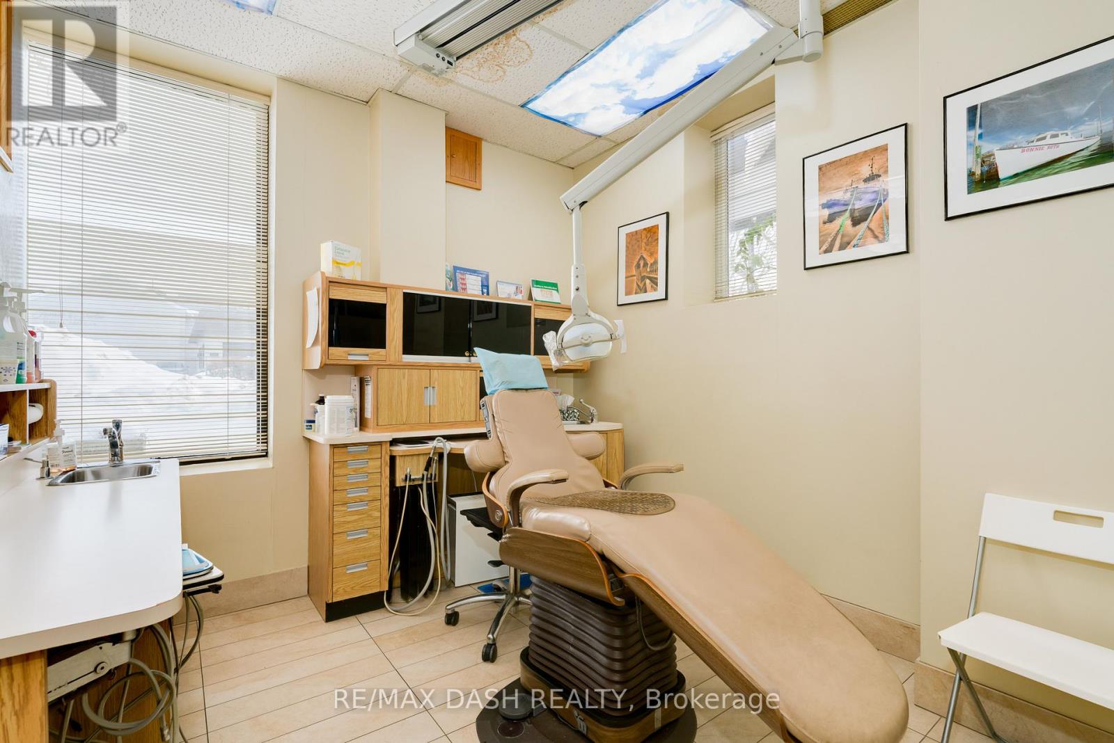 B - 2373 Bloor Street W, Toronto (High Park-Swansea), Ontario  M6S 1P6 - Photo 24 - W12803908