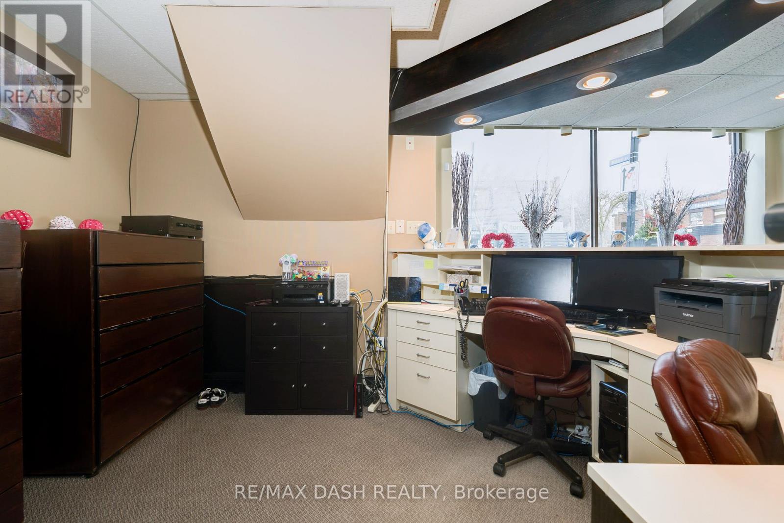 B - 2373 Bloor Street W, Toronto (High Park-Swansea), Ontario  M6S 1P6 - Photo 6 - W12803908