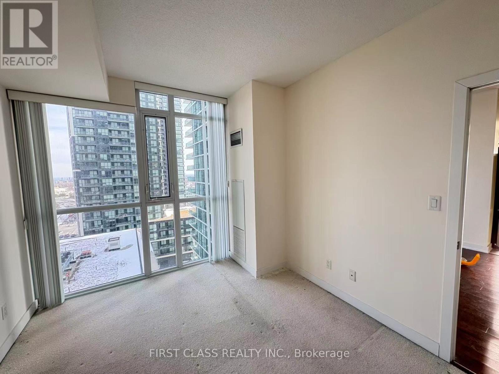 1204 - 4070 Confederation Parkway, Mississauga, Ontario  L5B 0E9 - Photo 10 - W12803912