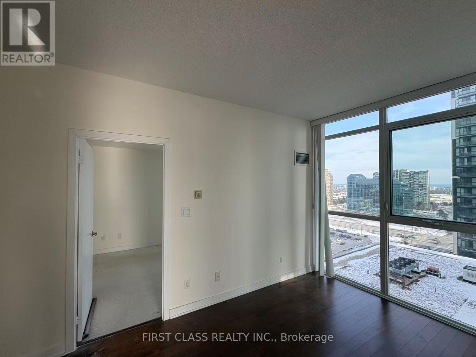 1204 - 4070 Confederation Parkway, Mississauga, Ontario  L5B 0E9 - Photo 8 - W12803912