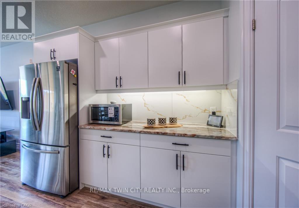 741 Hollinger Avenue, North Perth, Ontario  N4W 0J3 - Photo 11 - X12803864