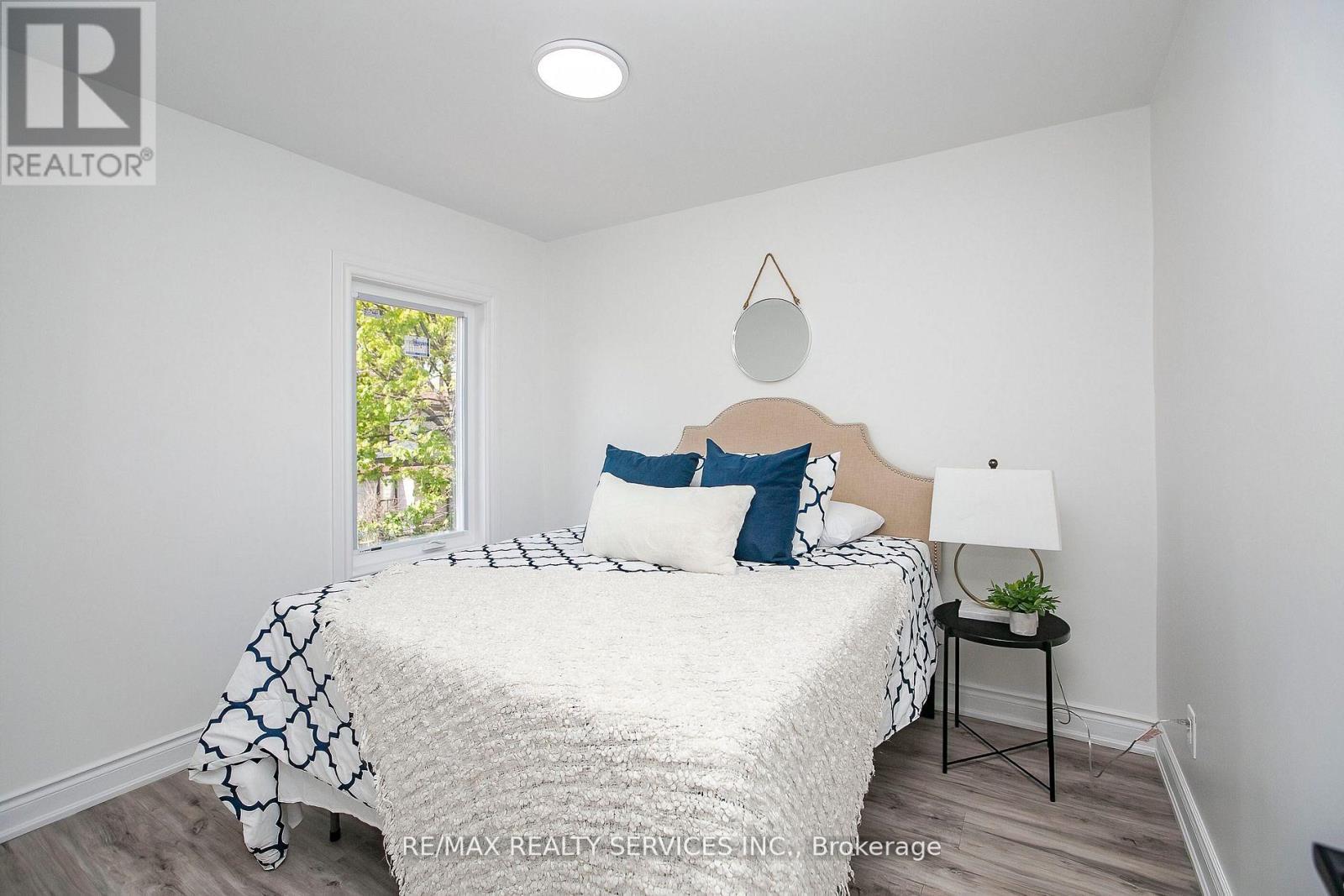 20 Somerset Avenue E, Hamilton, Ontario  L8L 2L5 - Photo 28 - X12803906