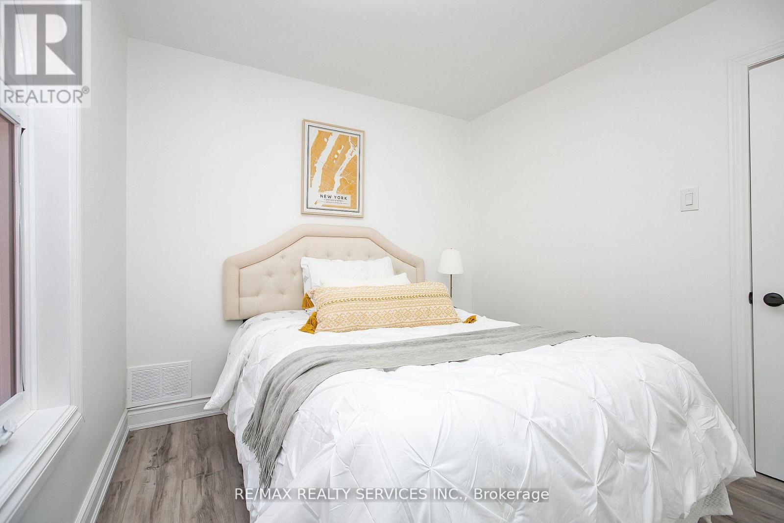 20 Somerset Avenue E, Hamilton, Ontario  L8L 2L5 - Photo 31 - X12803906