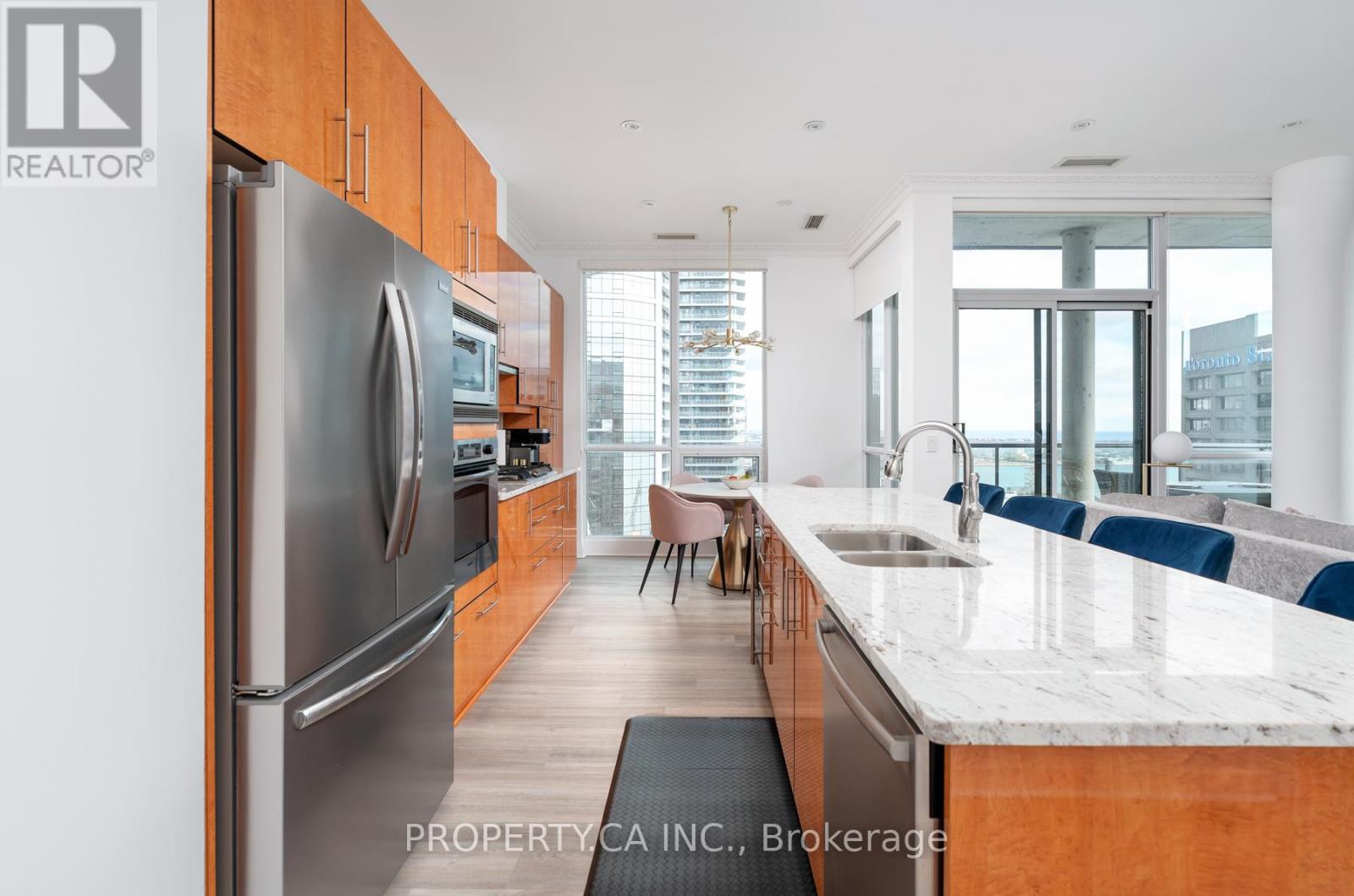 2903 - 12 Yonge Street, Toronto, Ontario  M5E 1Z9 - Photo 10 - C12803446