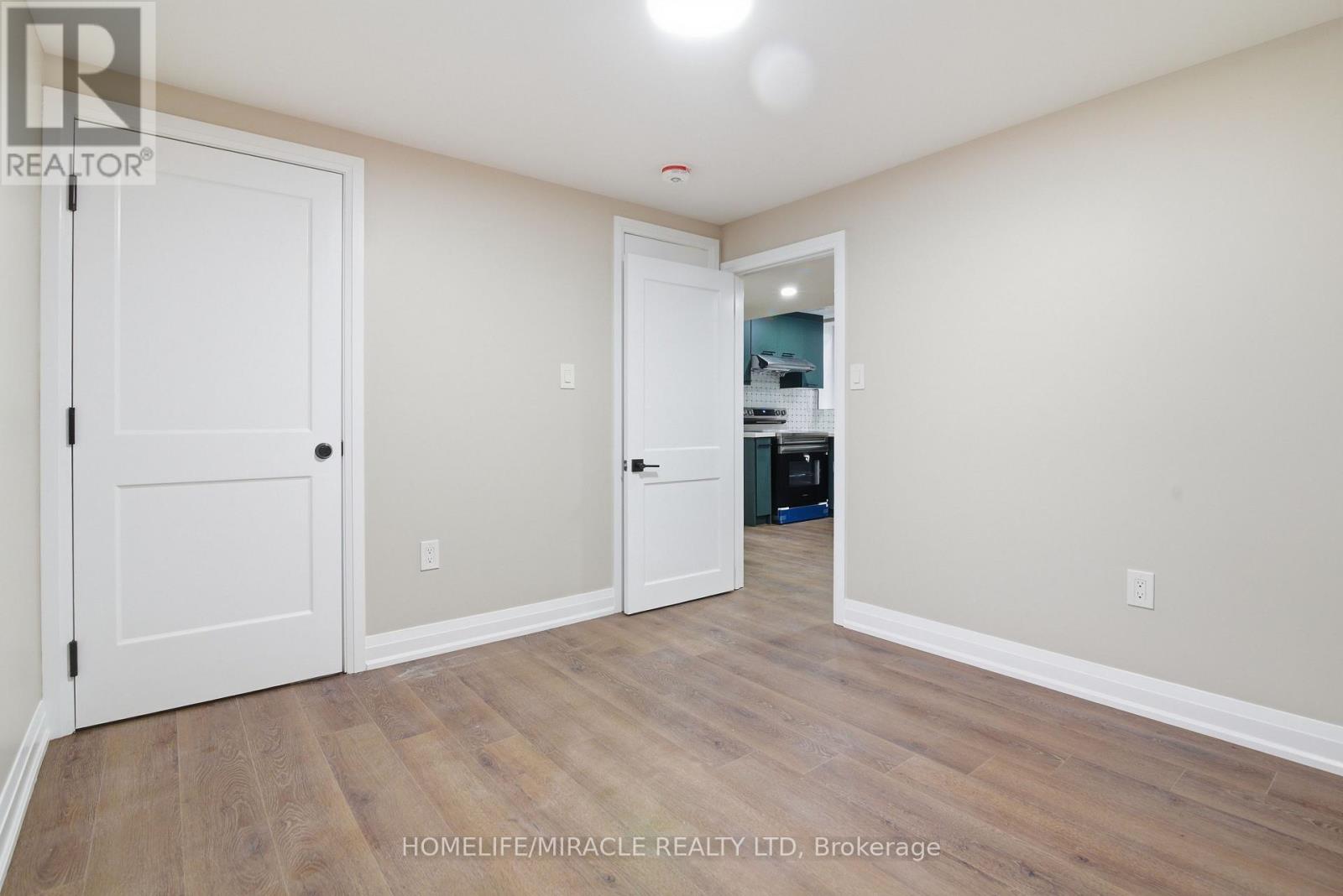 30 Malvern Court, Brampton, Ontario  L6W 1H1 - Photo 19 - W12801788