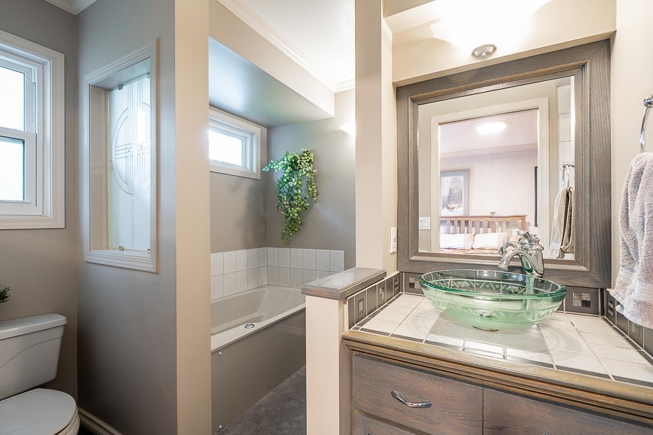 11426 144a Street, Surrey, British Columbia  V3R 7C8 - Photo 13 - R3090069