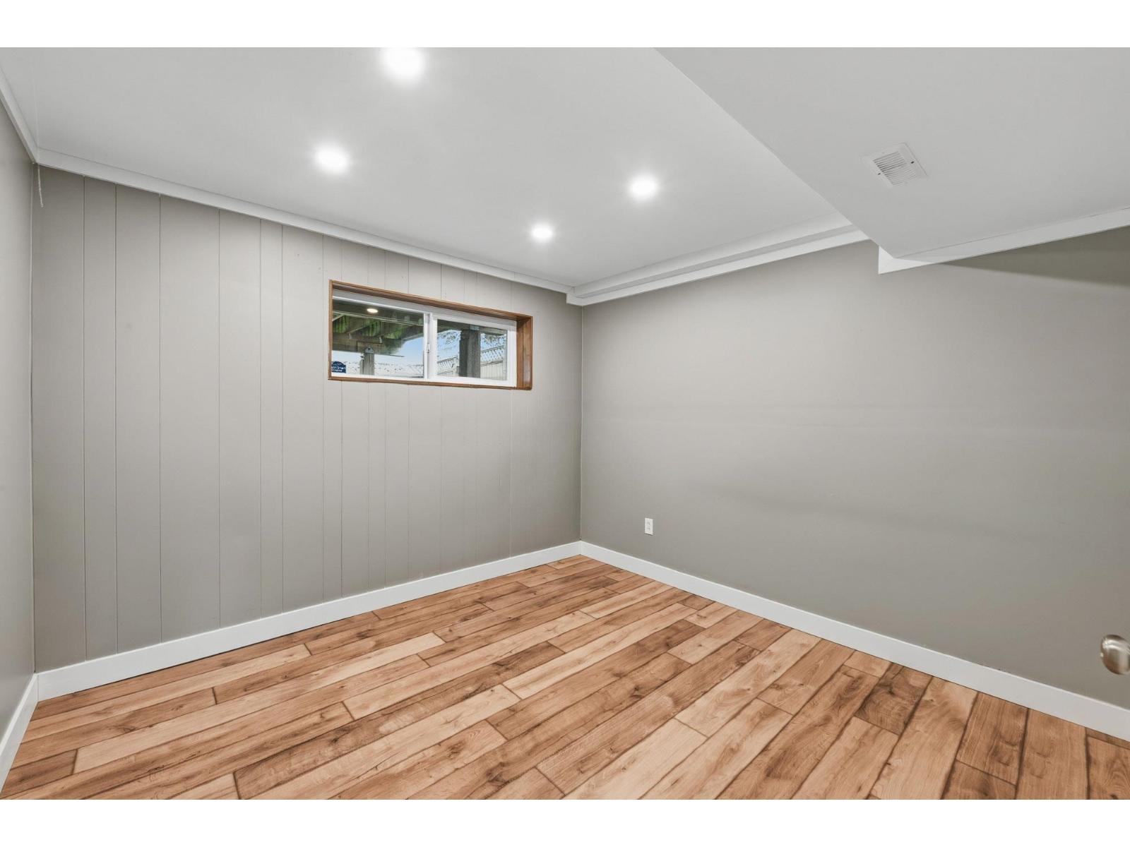 7084 Papuc Place, Delta, British Columbia  V4E 1W1 - Photo 31 - R3091471