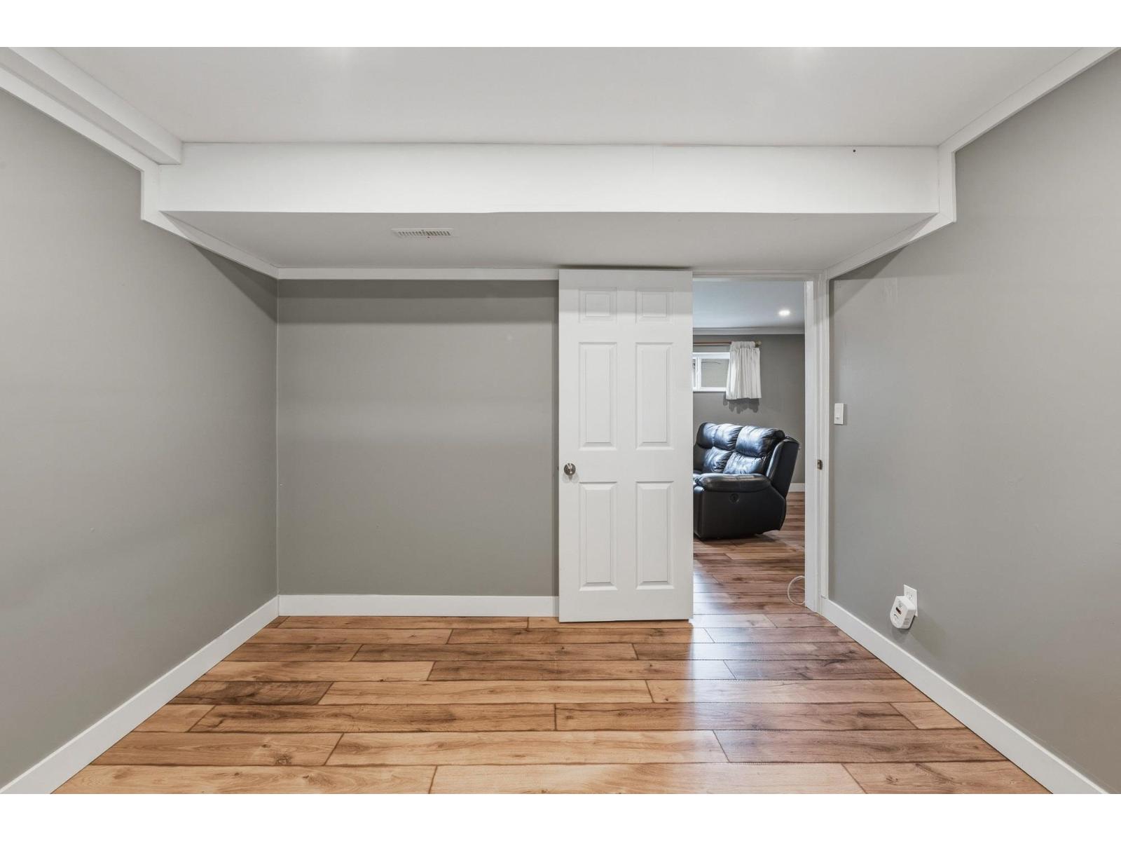 7084 Papuc Place, Delta, British Columbia  V4E 1W1 - Photo 32 - R3091471