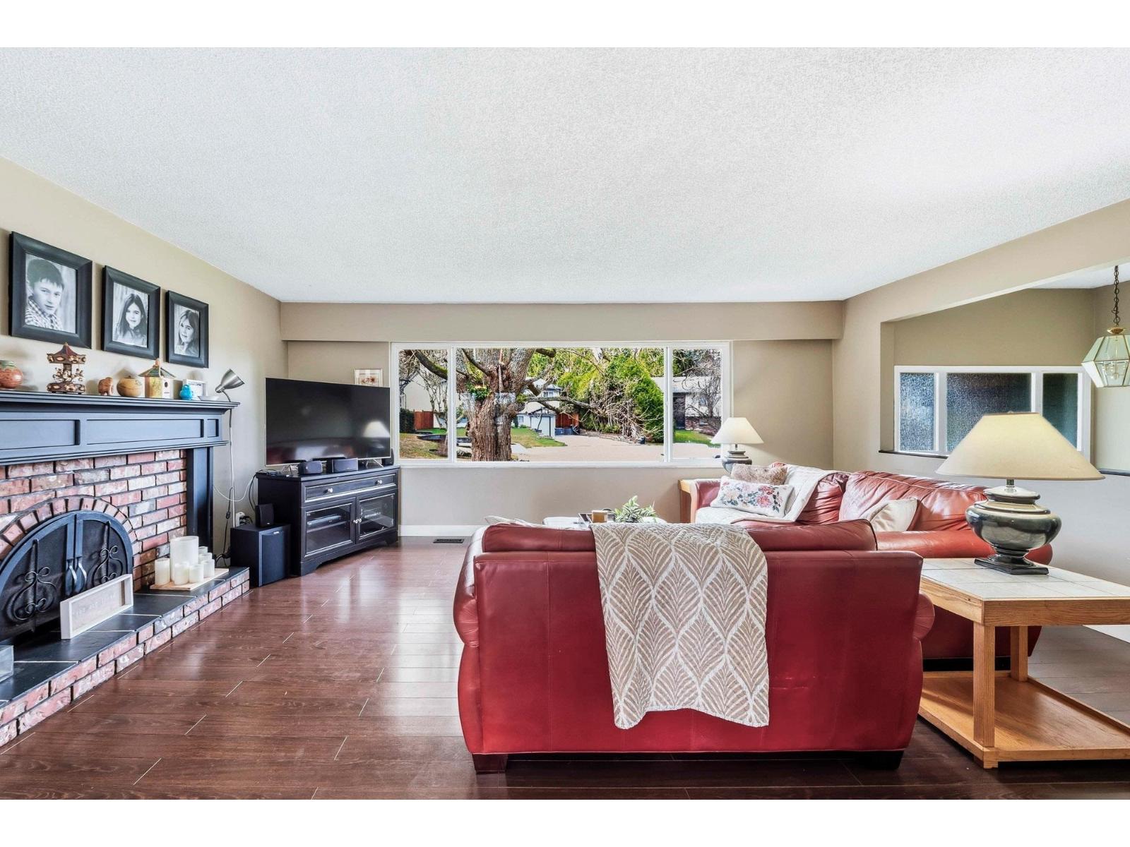 7084 Papuc Place, Delta, British Columbia  V4E 1W1 - Photo 12 - R3091471