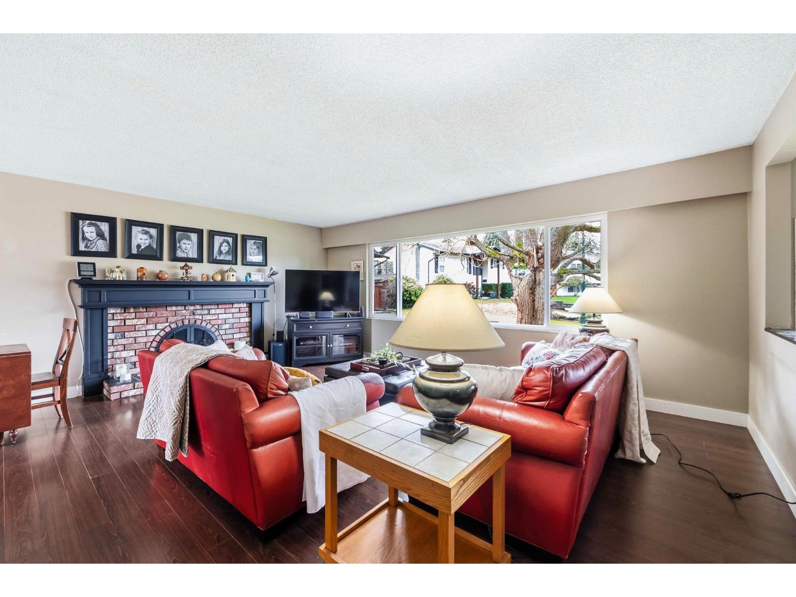 7084 Papuc Place, Delta, British Columbia  V4E 1W1 - Photo 5 - R3091471