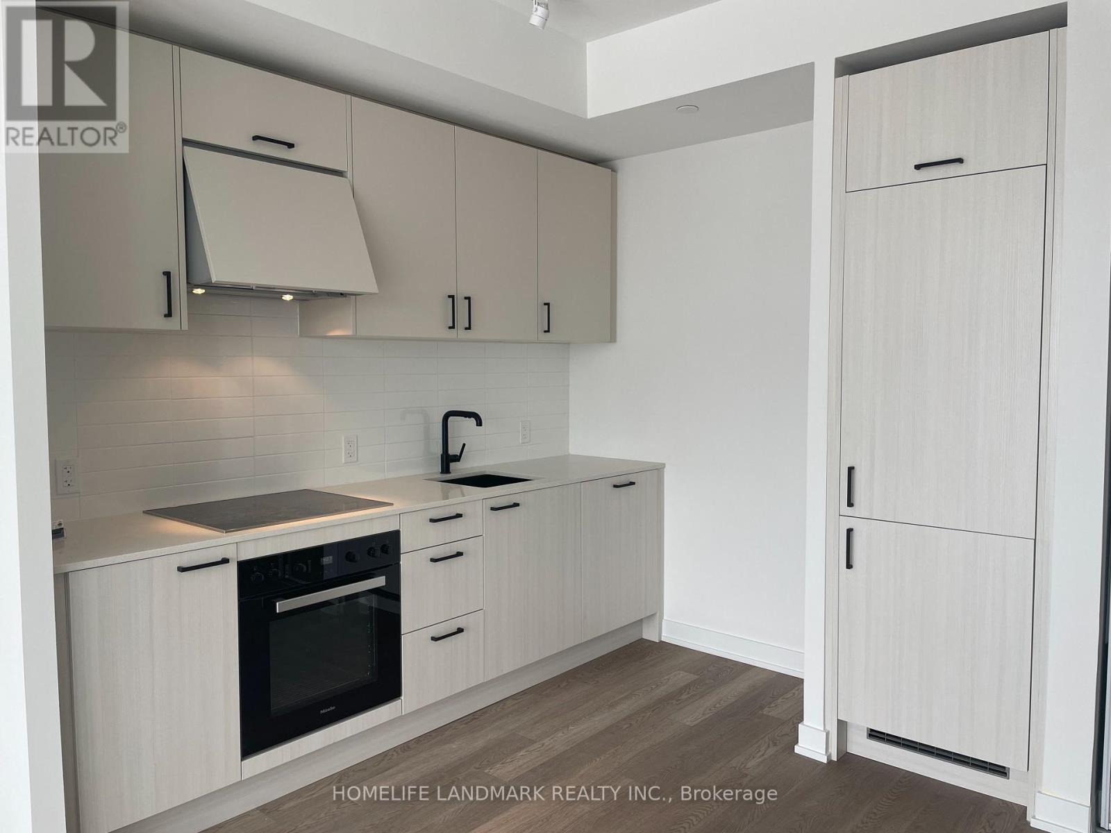 3018 - 1 Quarrington Lane, Toronto, Ontario  M3C 0S4 - Photo 5 - C12803972