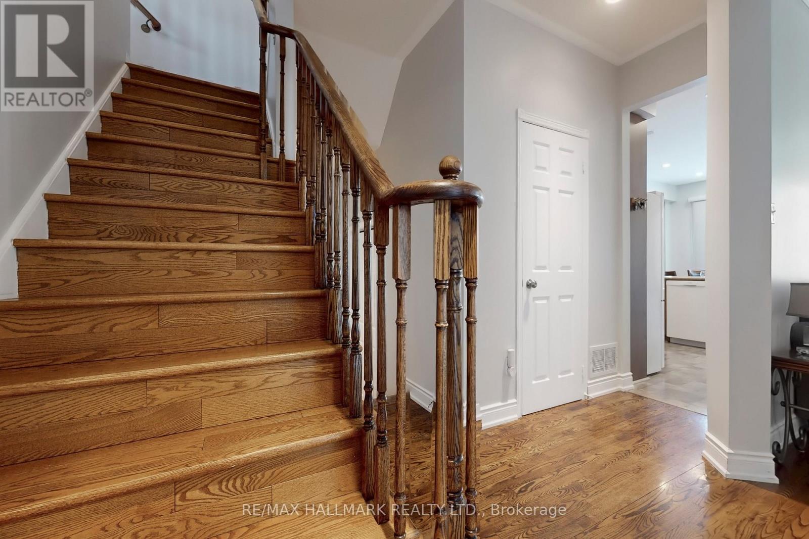 22 Portsmouth Drive, Toronto, Ontario  M1C 5C9 - Photo 5 - E12803998