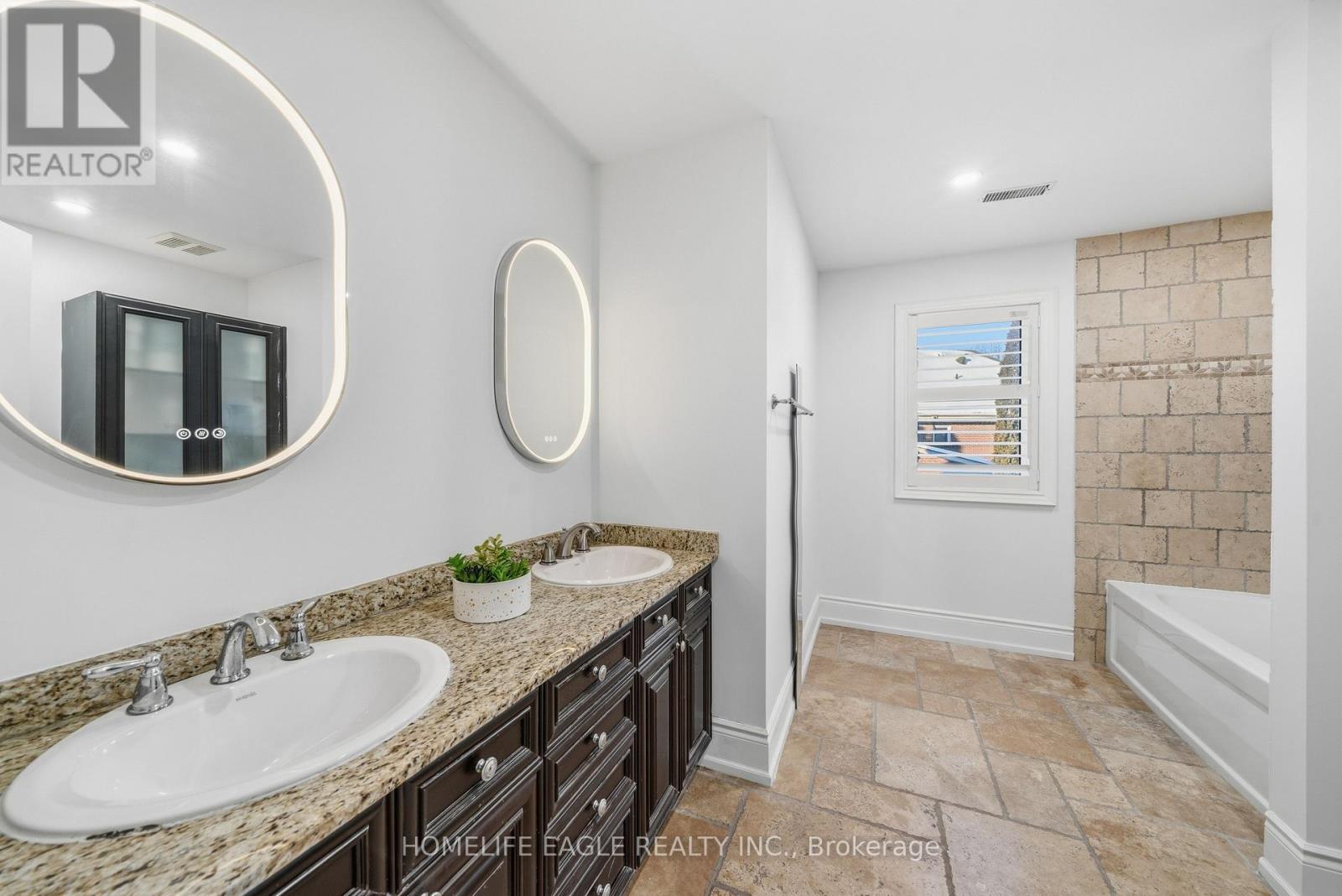 27 Dorwood Court, Vaughan, Ontario  L4L 1M9 - Photo 21 - N12803940