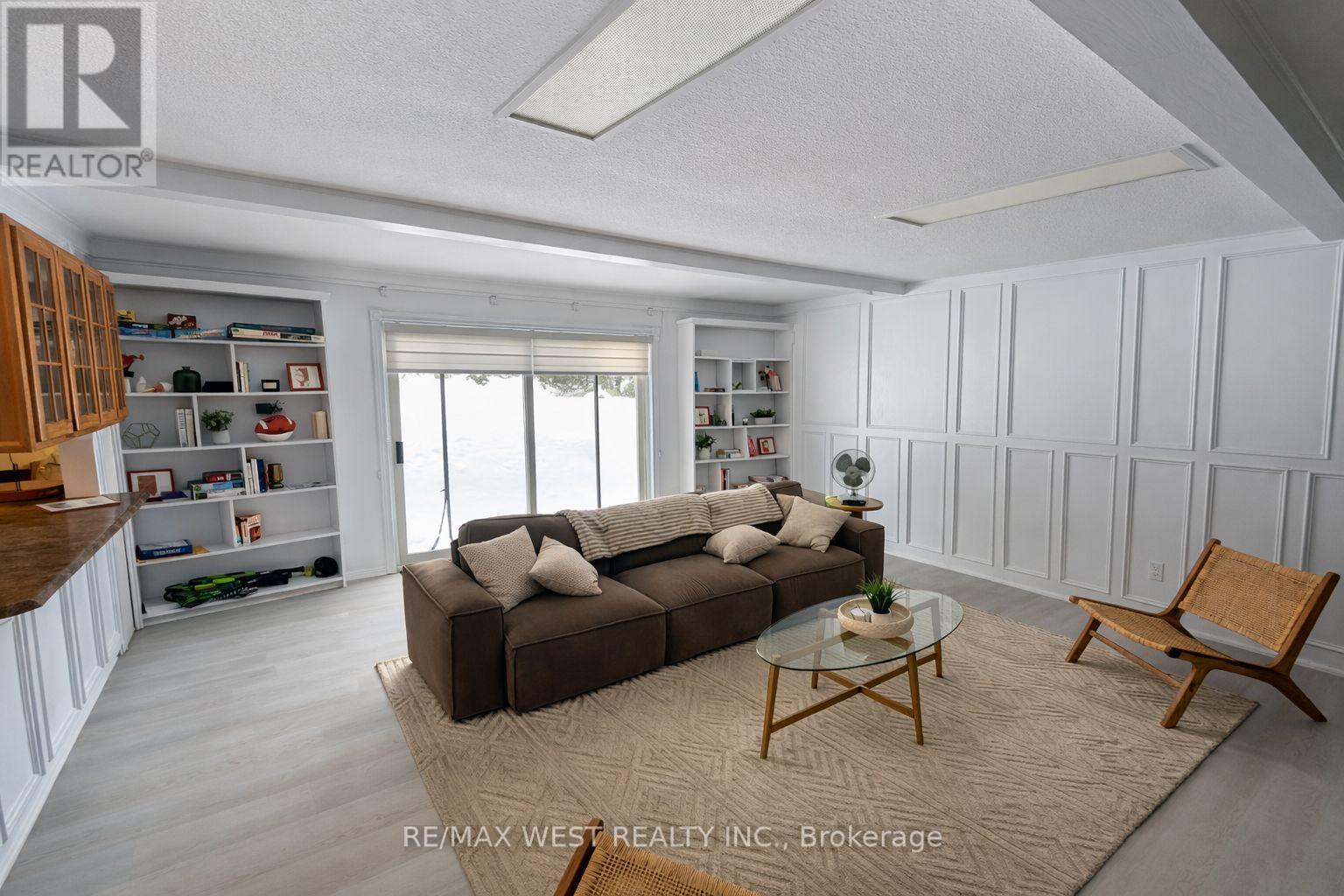 25 Ramblewood Drive, Wasaga Beach, Ontario  L9Z 0C4 - Photo 13 - S12803996