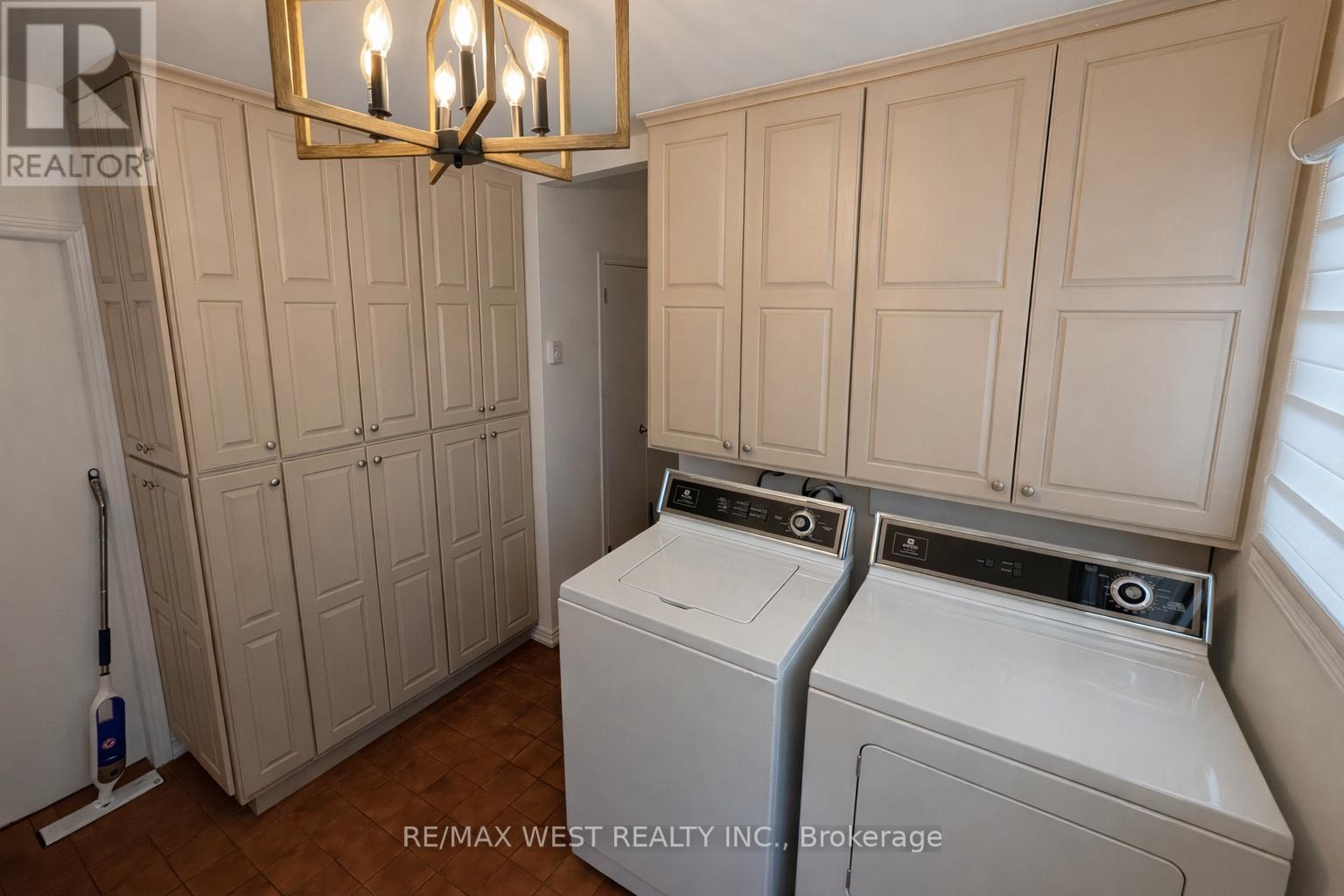 25 Ramblewood Drive, Wasaga Beach, Ontario  L9Z 0C4 - Photo 37 - S12803996