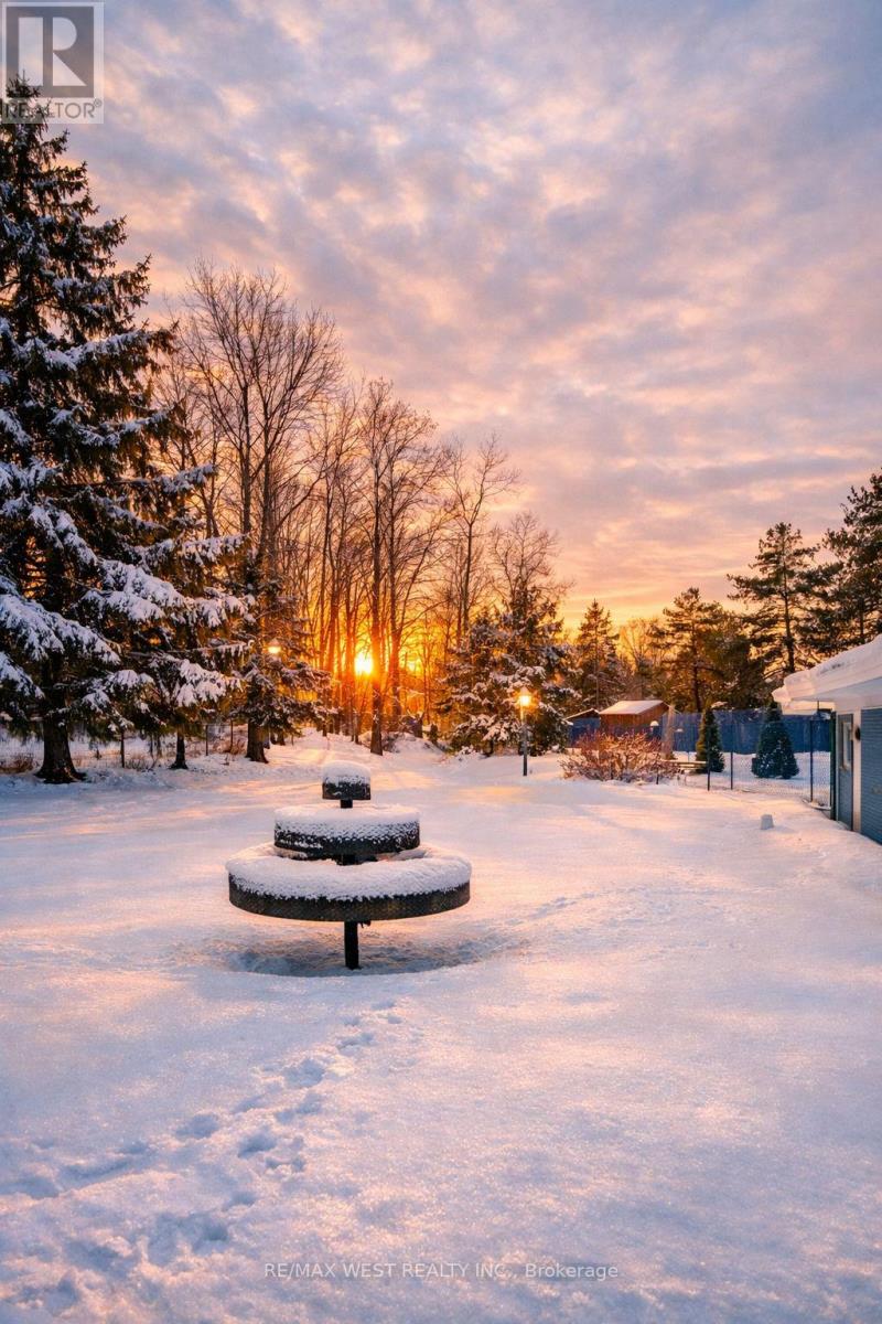 25 Ramblewood Drive, Wasaga Beach, Ontario  L9Z 0C4 - Photo 44 - S12803996