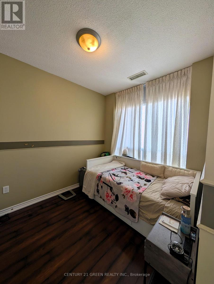 2106 - 55 Strathaven Drive, Mississauga, Ontario  L5R 4G9 - Photo 12 - W12801138