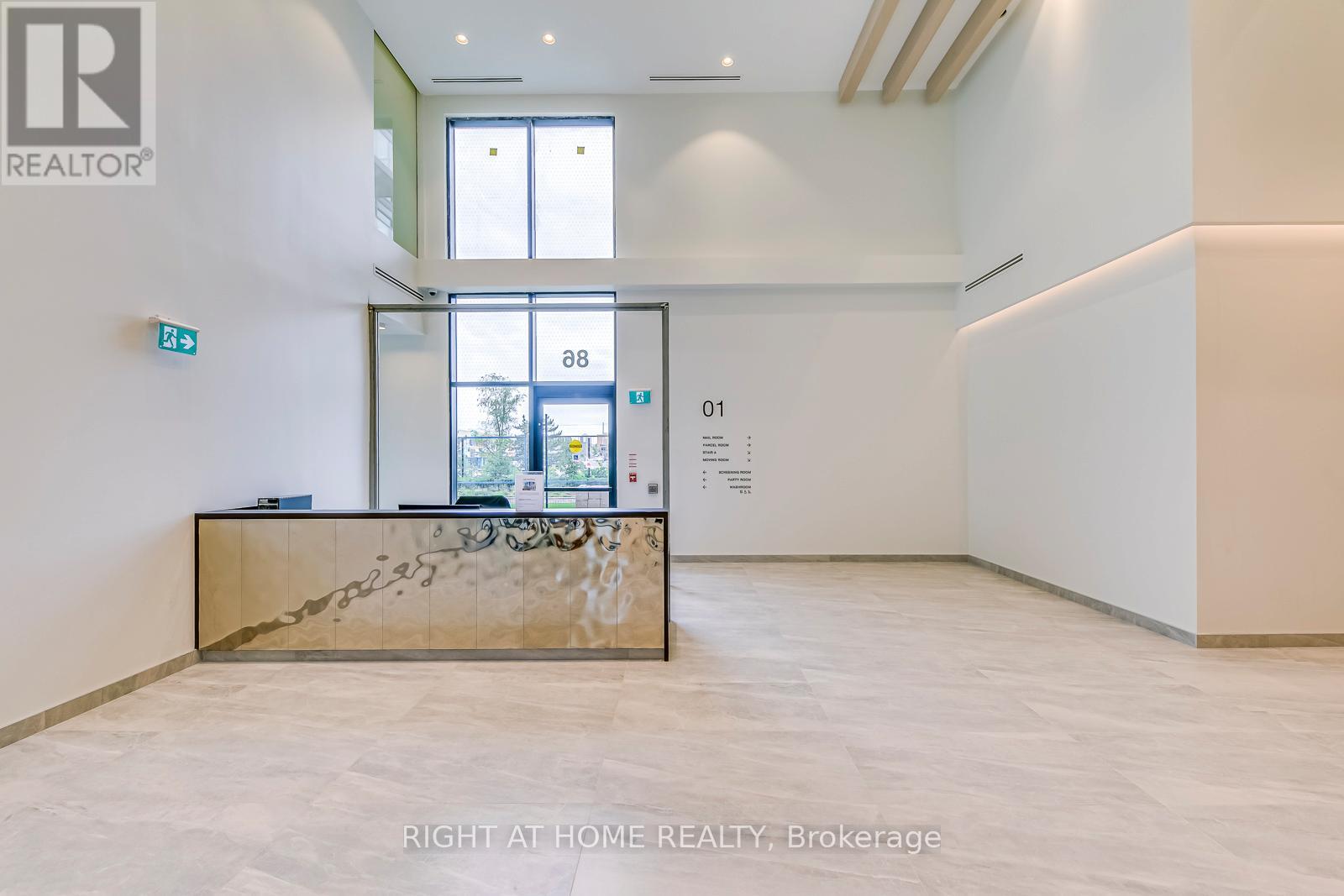 912 - 86 Dundas Street E, Mississauga, Ontario  L5A 0B1 - Photo 6 - W12803944