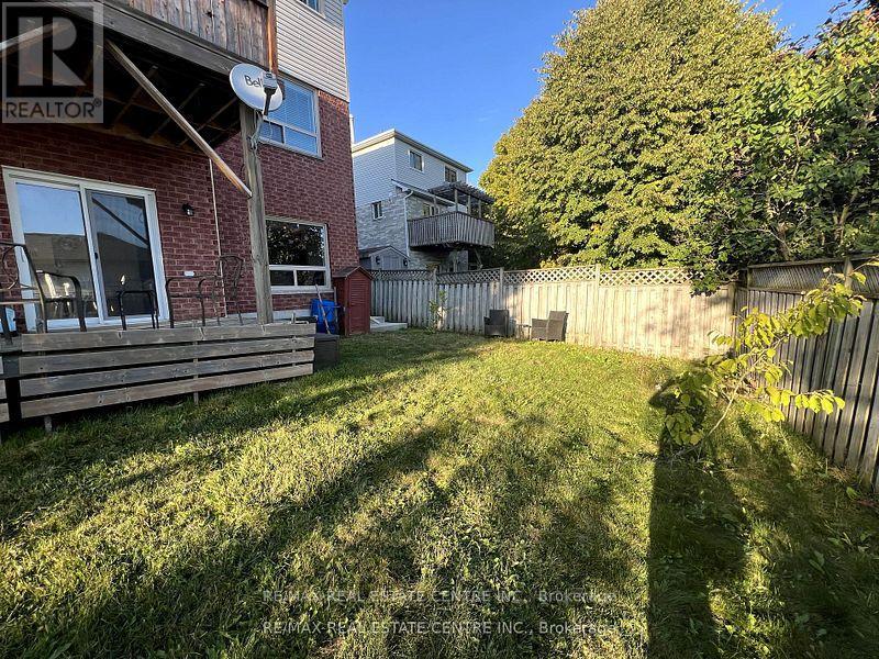 22 Lawton Court, Orangeville, Ontario  L9W 4X4 - Photo 14 - W12803974