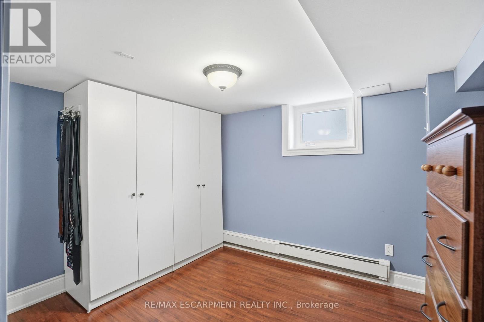 104 Cumberland Drive, Mississauga, Ontario  L5G 3M8 - Photo 32 - W12803988