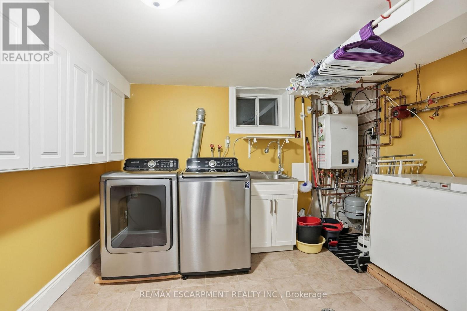 104 Cumberland Drive, Mississauga, Ontario  L5G 3M8 - Photo 35 - W12803988