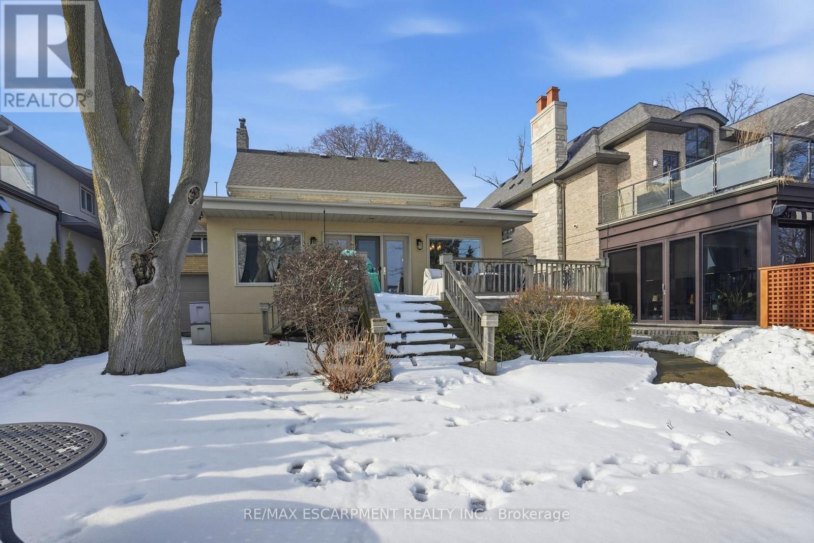 104 Cumberland Drive, Mississauga, Ontario  L5G 3M8 - Photo 36 - W12803988