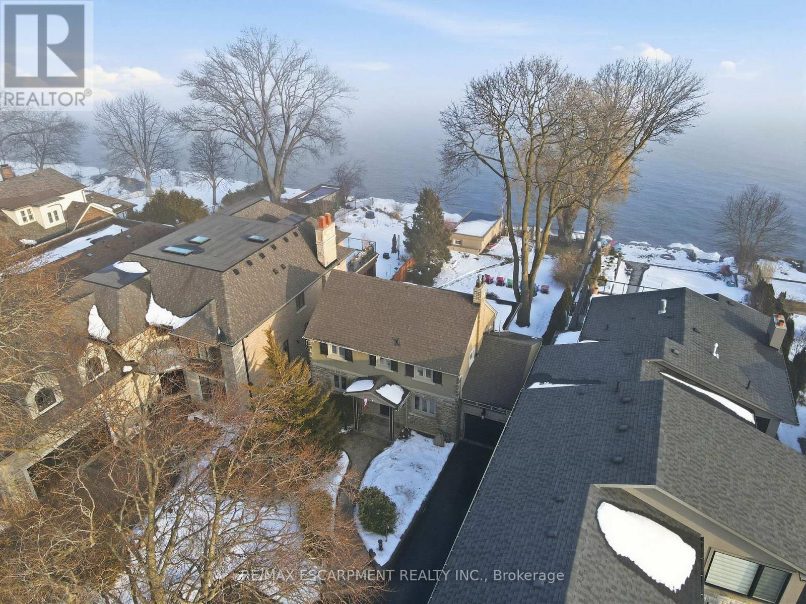 104 Cumberland Drive, Mississauga, Ontario  L5G 3M8 - Photo 49 - W12803988