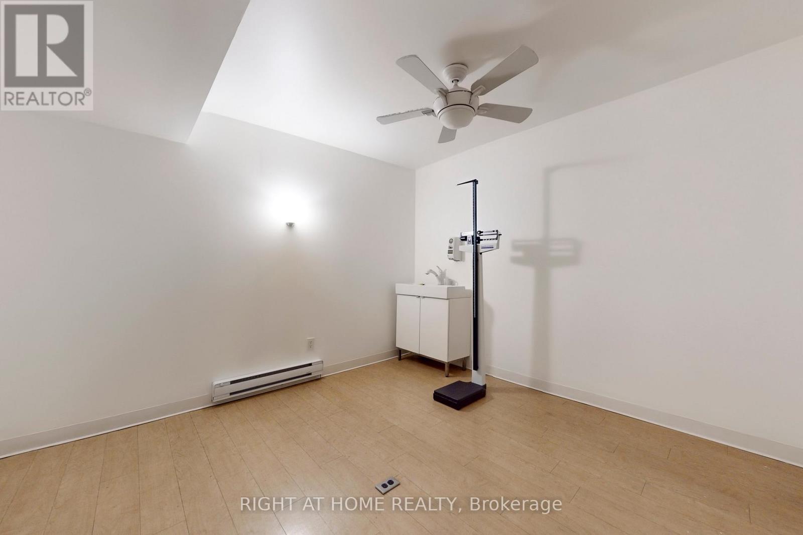 2390a Bloor Street W, Toronto, Ontario  M6S 1P5 - Photo 14 - W12803994