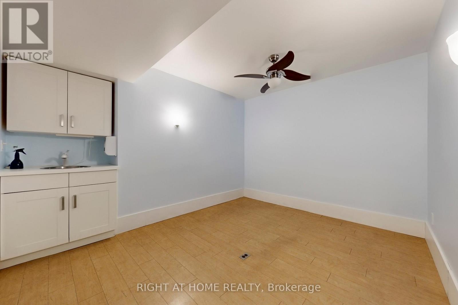 2390a Bloor Street W, Toronto, Ontario  M6S 1P5 - Photo 18 - W12803994