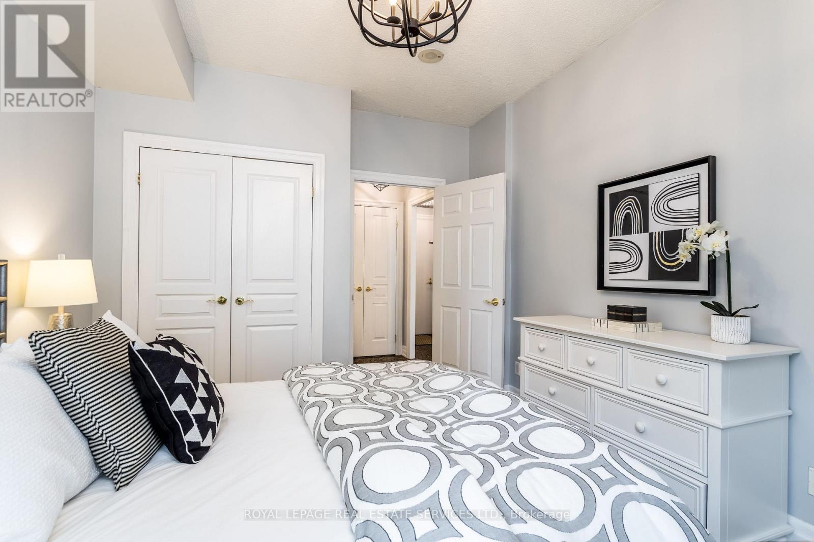 109 - 2083 Lake Shore Boulevard W, Toronto, Ontario  M8V 4G2 - Photo 10 - W12804022